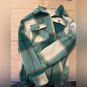 Green super soft Shacket